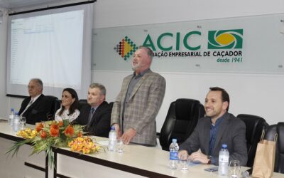 UNIARP e ACIC lançam MBA Executivo em Comércio Exterior