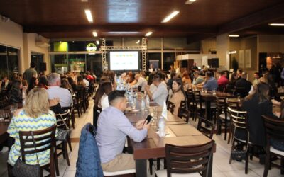 Núcleos da ACIC apresentação cases de sucesso e PGVE forma turma