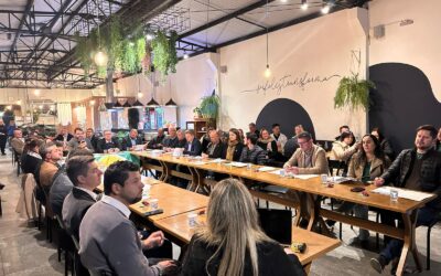 Saúde e desenvolvimento regional: ACIC marca presença na plenária da FACISC, em Campos Novos