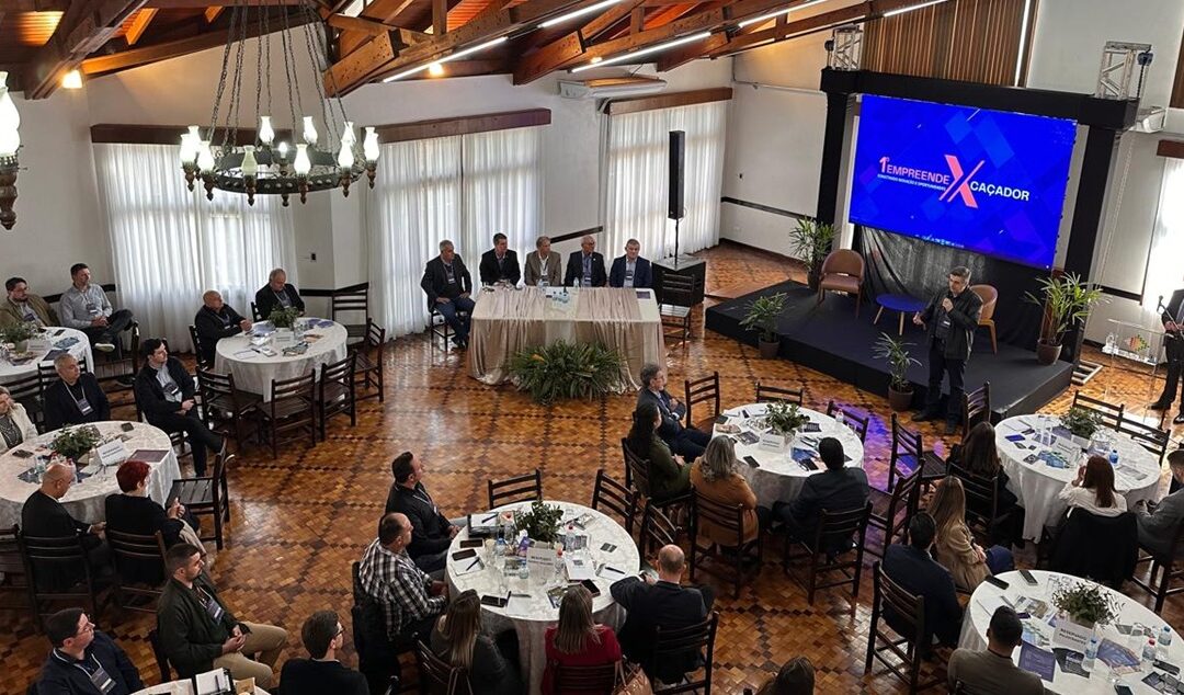 Mais de 200 participantes no Empreende X