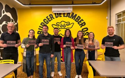 Núcleo de Gastronomia realiza visita técnica e faz a entrega do selo