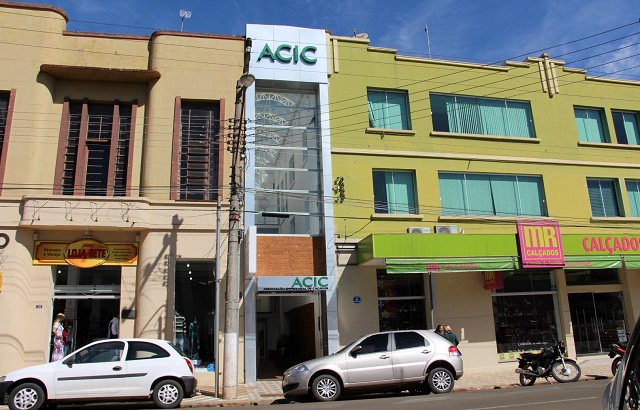 Palestra na ACIC debate regularização de imóveis urbanos e rurais