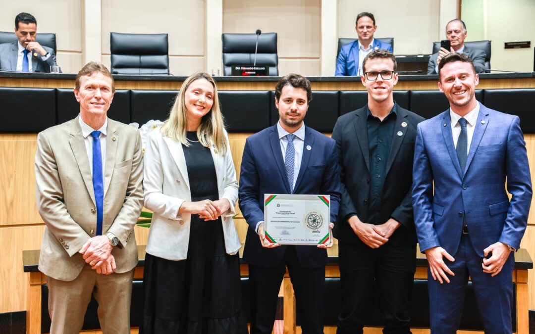 ACIC recebe Certificado de Responsabilidade Social da ALESC