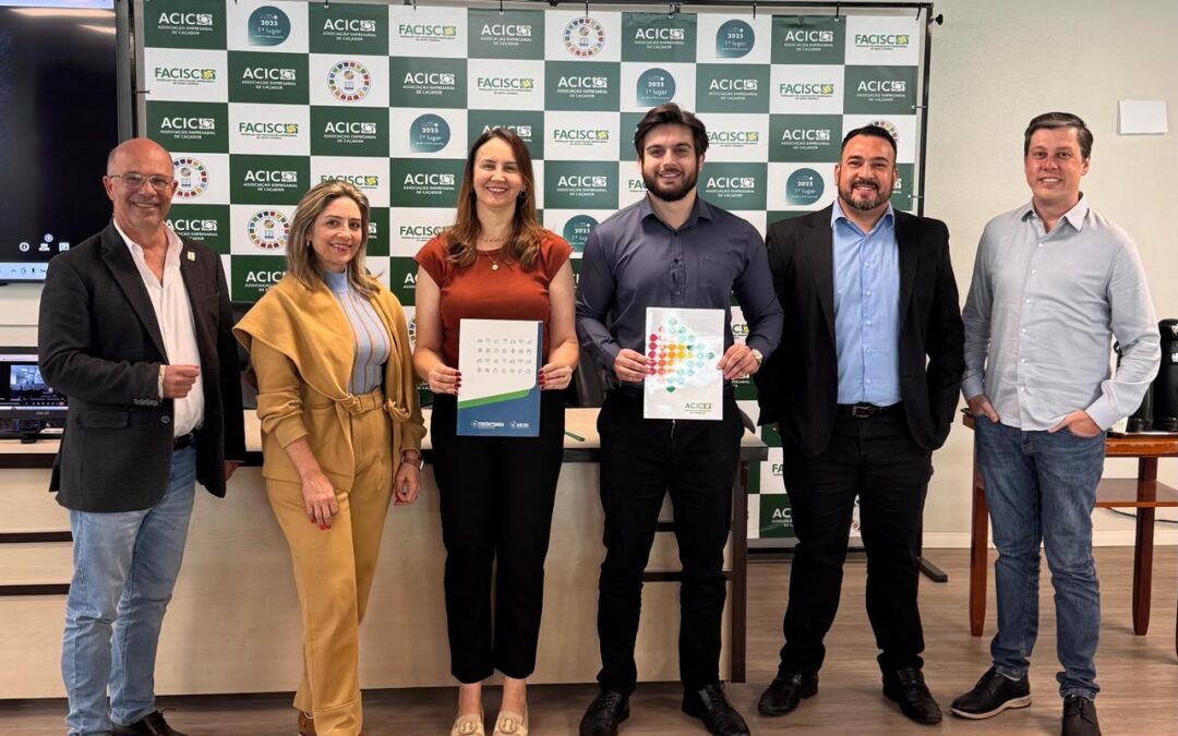 ACIC renova parceria com a Credicomin e reforça apoio ao desenvolvimento regional