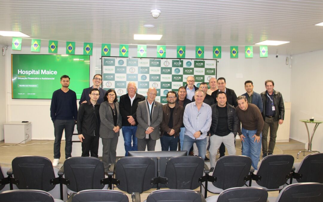 Hospital Maice apresenta números e desafios a vereadores em reunião na ACIC