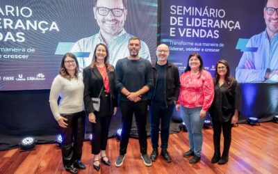 Seminário de Liderança e Vendas reúne empresários e profissionais em Caçador