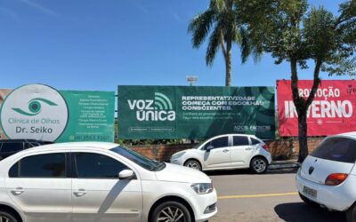 Voz Única ganha reforço com instalação de outdoors em Caçador