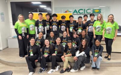Jovens apresentam projetos no encerramento do programa Geração Empreendedora